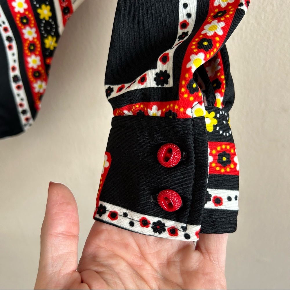 Wacky Retro Patchwork-Patterned Blouse - image 7